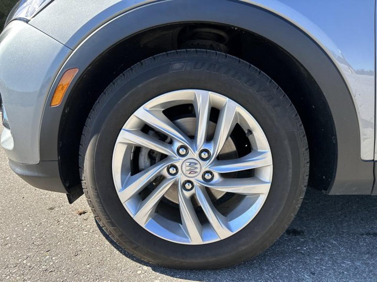 2024 Buick Envista Preferred FWD | No Accidents | Heated Steering Photo