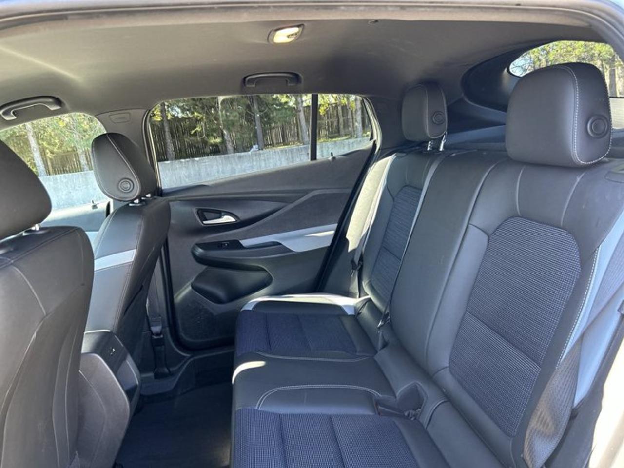 2024 Buick Envista Preferred FWD | No Accidents | Heated Steering Photo
