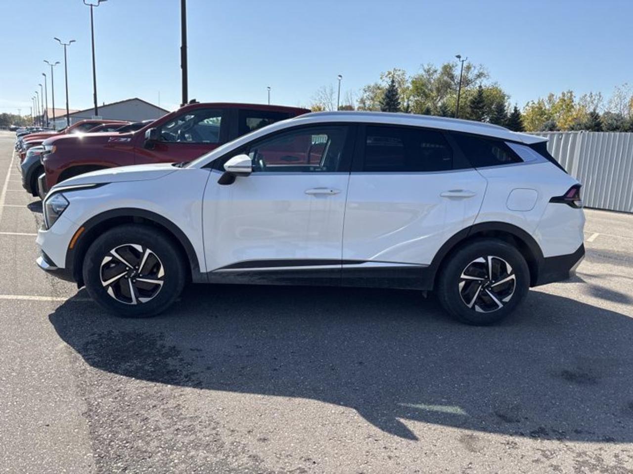 2025 Kia Sportage Hybrid EX AWD | One Owner | No Accidents | Leather Seats Photo0