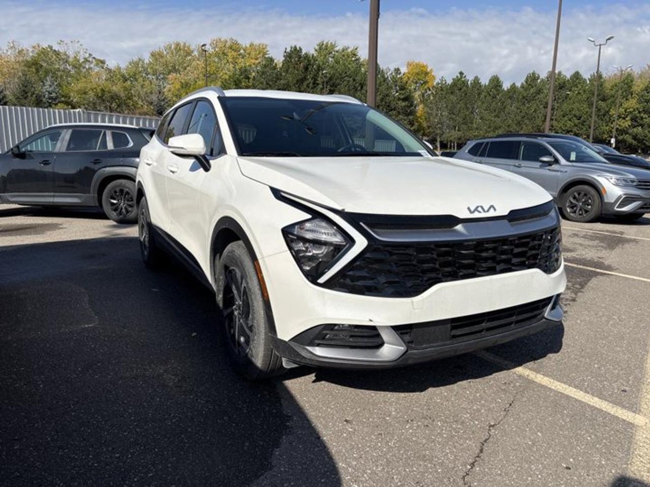 2025 Kia Sportage Hybrid EX AWD | One Owner | No Accidents | Leather Seats Photo