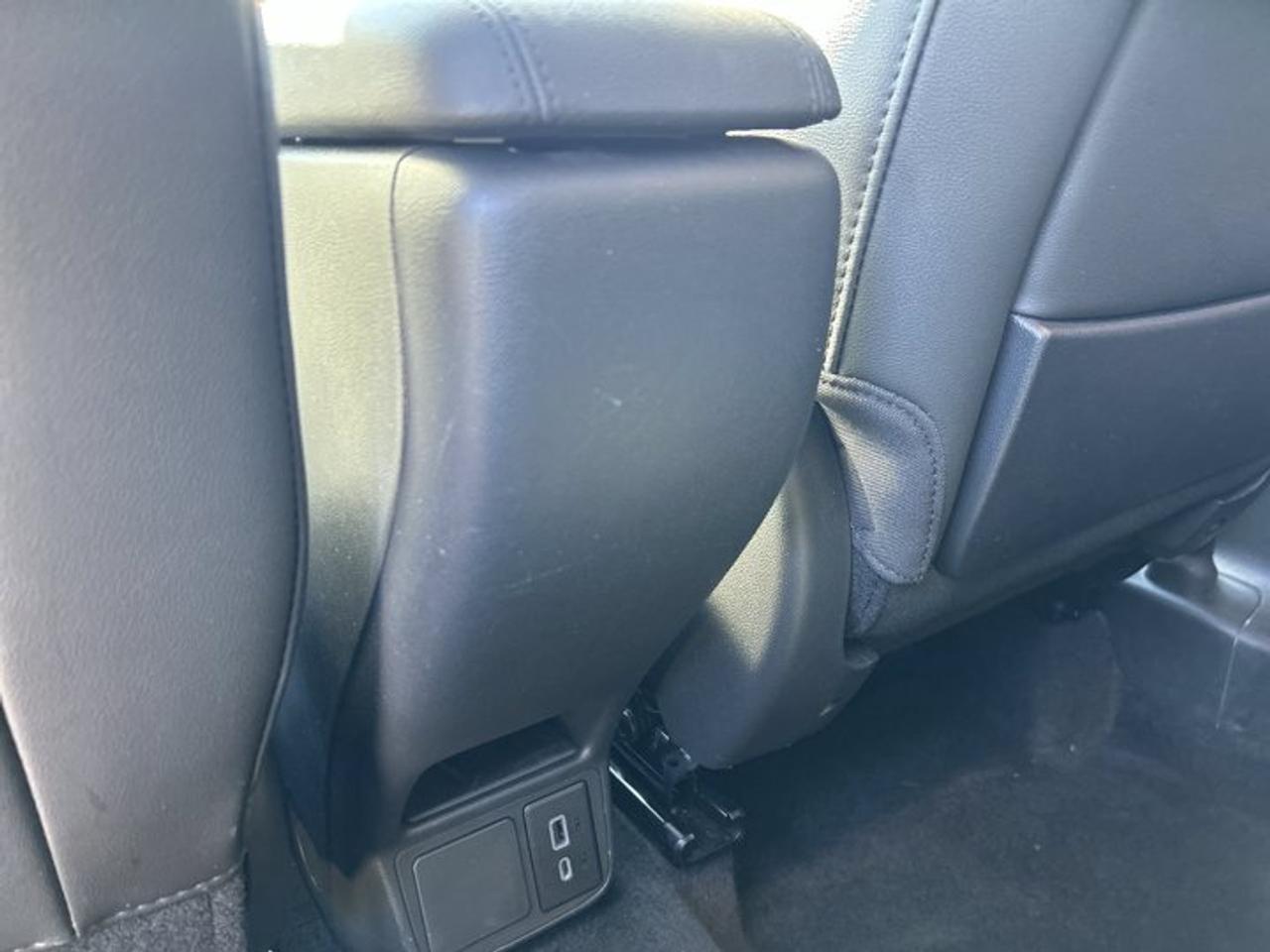 2024 Buick Encore GX Sport Touring AWD | No Accidents | Pano. Sunroof Photo