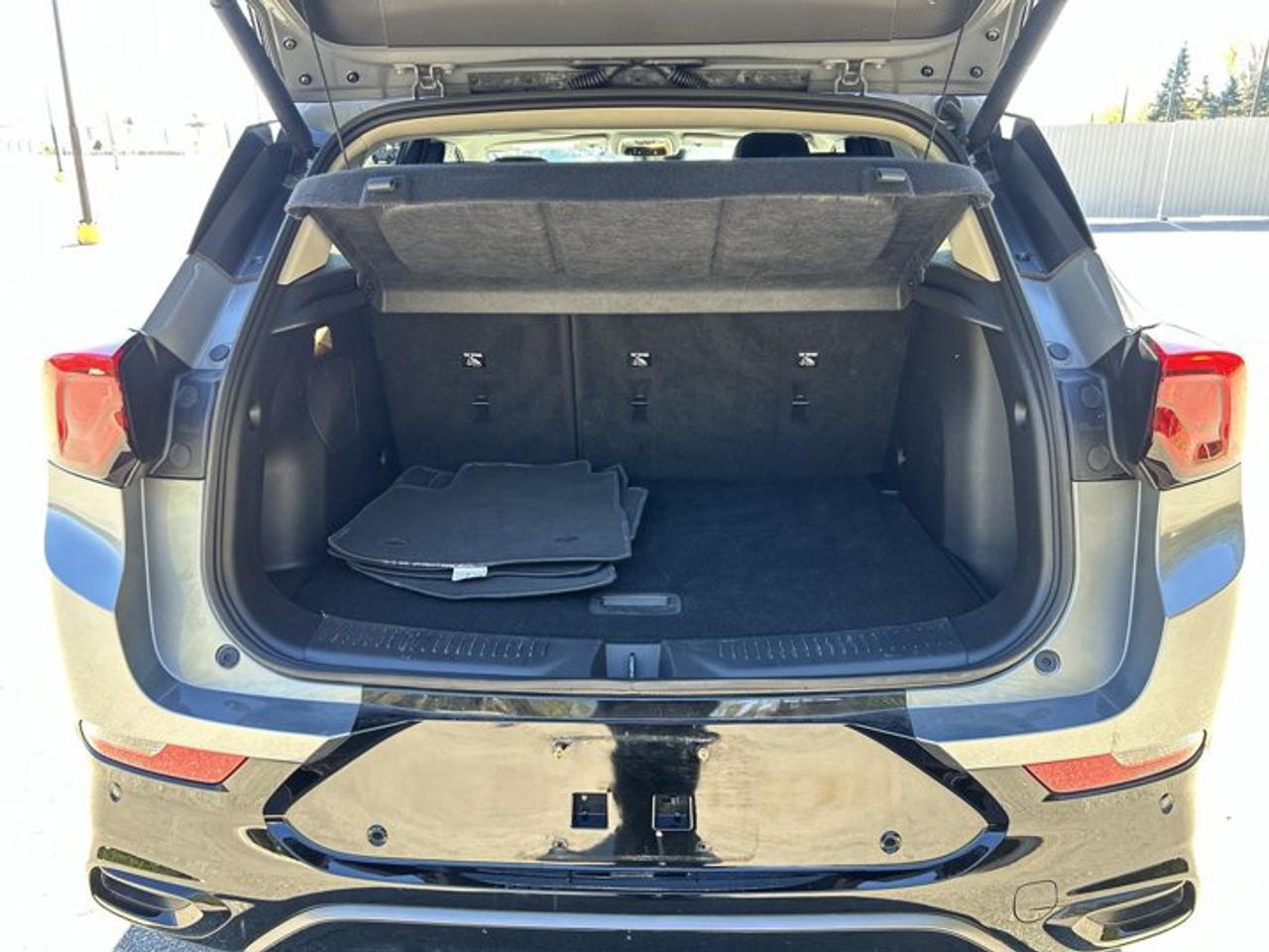 2024 Buick Encore GX Sport Touring AWD | No Accidents | Pano. Sunroof Photo