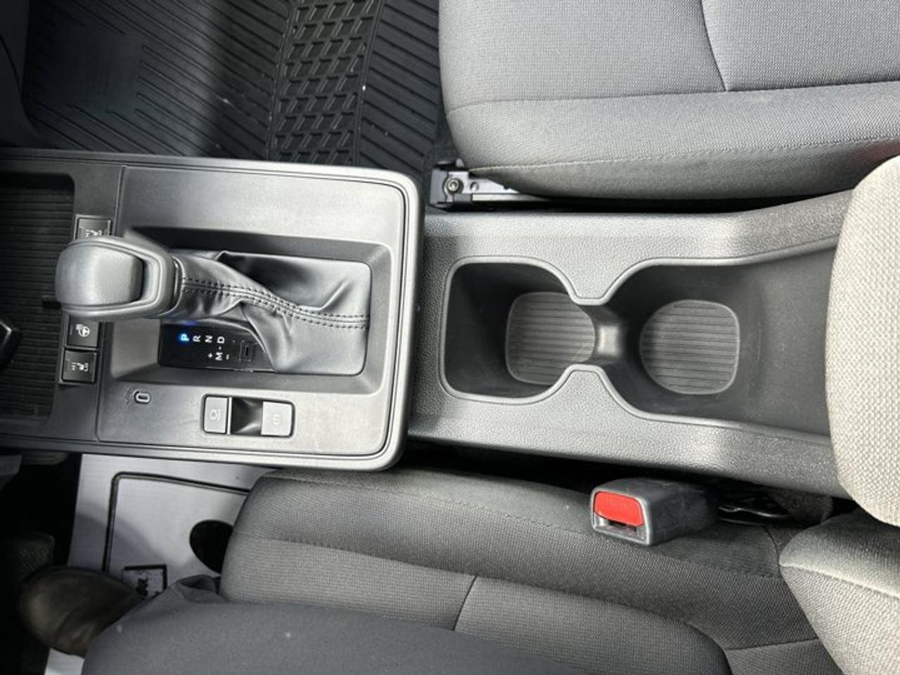 2026 Toyota Corolla Cross LE AWD | One Owner | Sunroof | Heated Steering Photo
