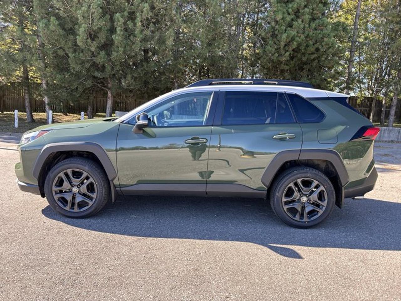 2024 Toyota RAV4 Trail AWD | No Accidents | Leather Seats | Heated Steering Photo