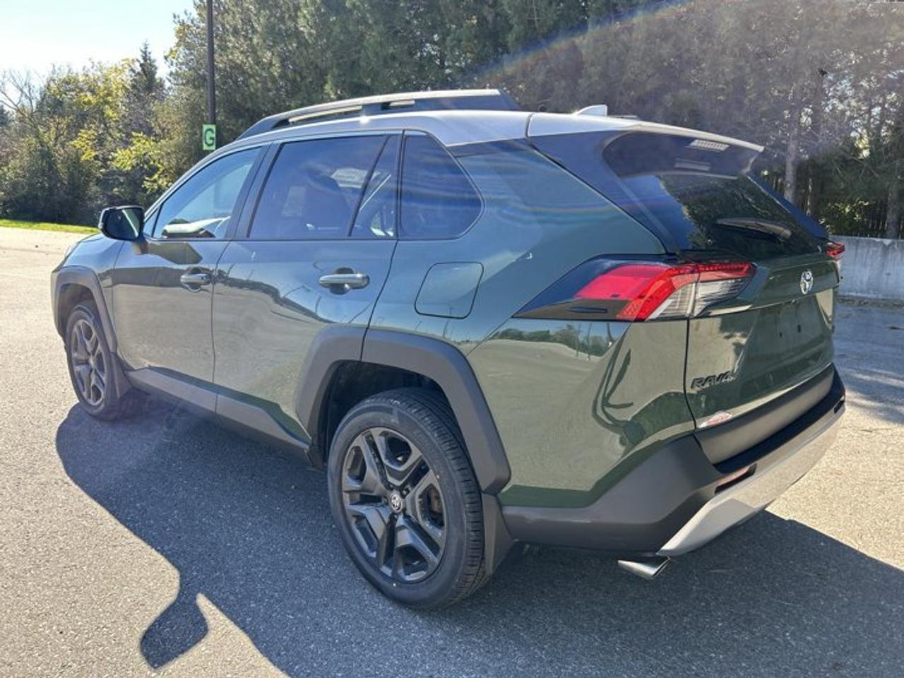 2024 Toyota RAV4 Trail AWD | No Accidents | Leather Seats | Heated Steering Photo
