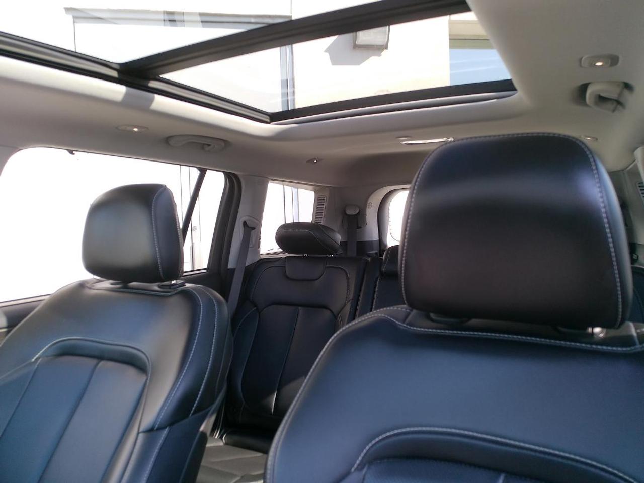 2024 Jeep Grand Cherokee L Limited Photo5