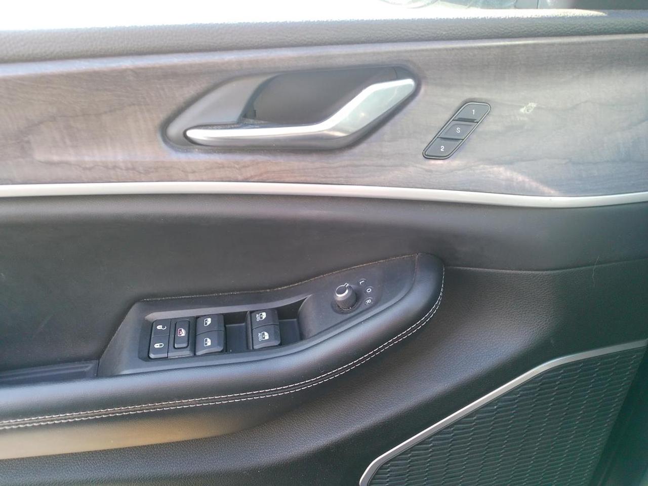 2024 Jeep Grand Cherokee L Limited Photo