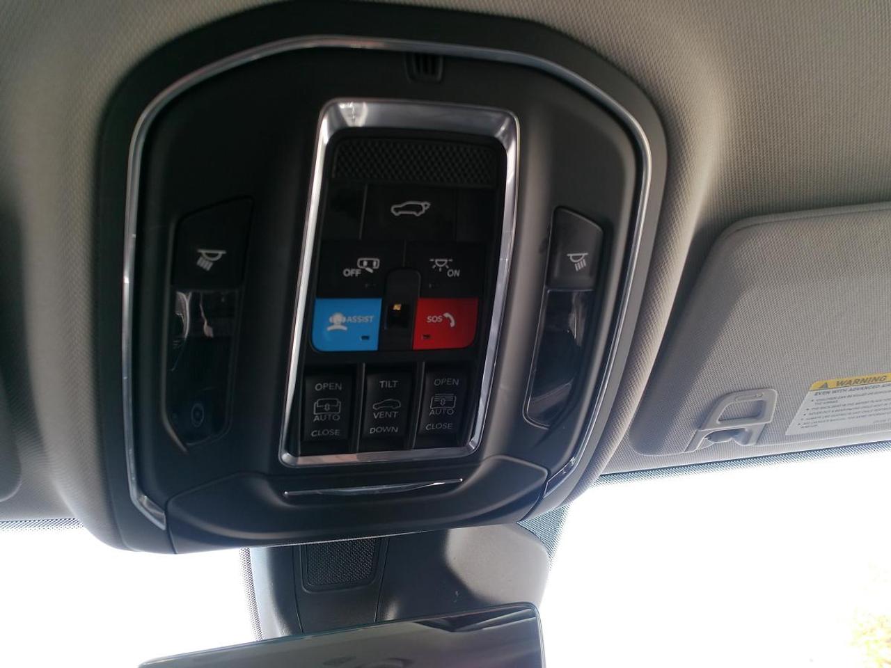 2024 Jeep Grand Cherokee L Limited Photo