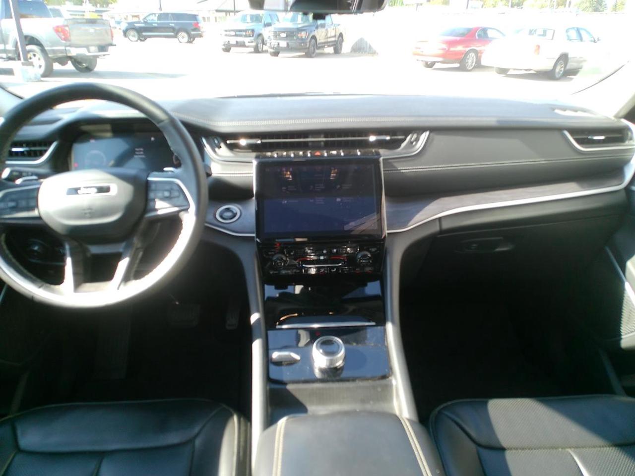 2024 Jeep Grand Cherokee L Limited Photo