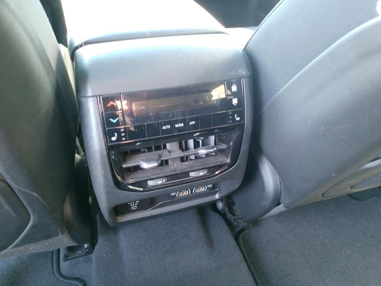 2024 Jeep Grand Cherokee L Limited Photo