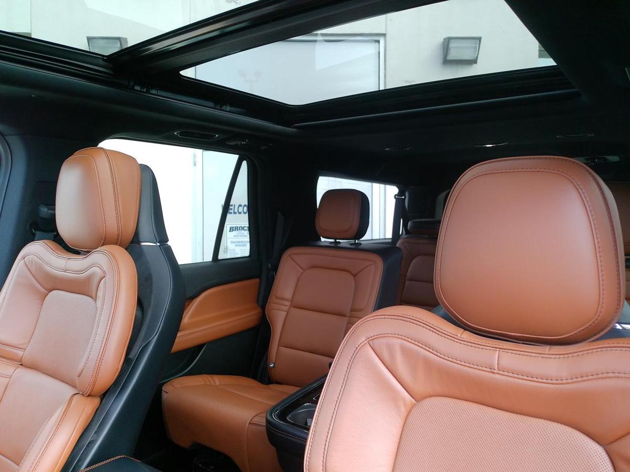 2019 Lincoln Navigator Reserve 4x4 Photo5