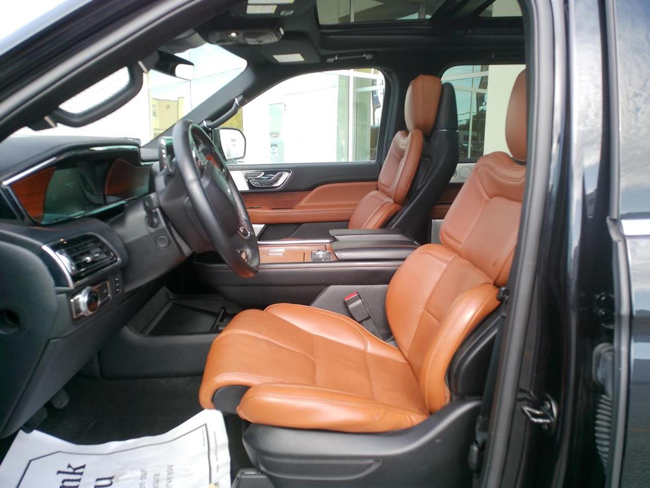 2019 Lincoln Navigator Reserve 4x4 Photo