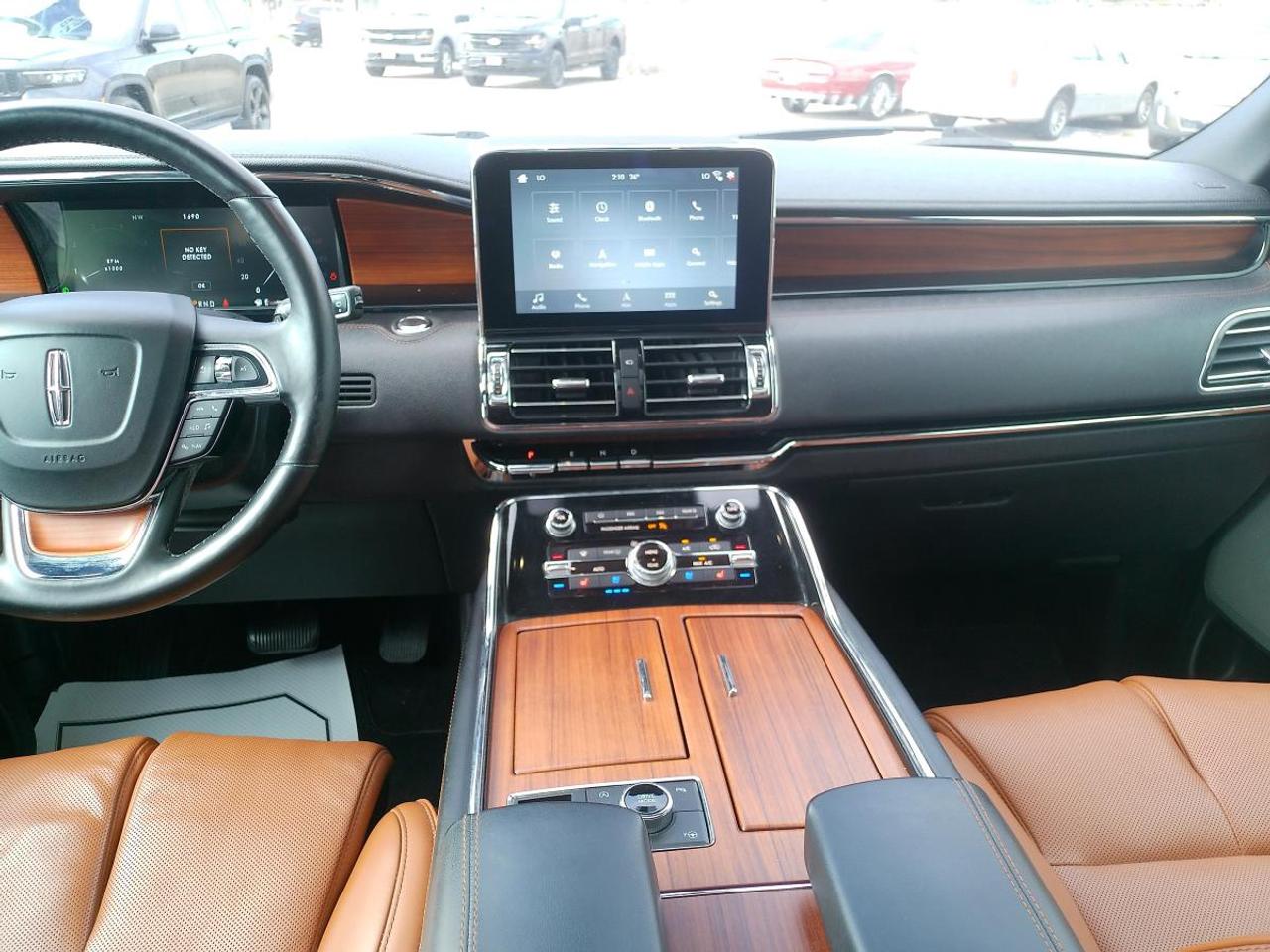 2019 Lincoln Navigator Reserve 4x4 Photo