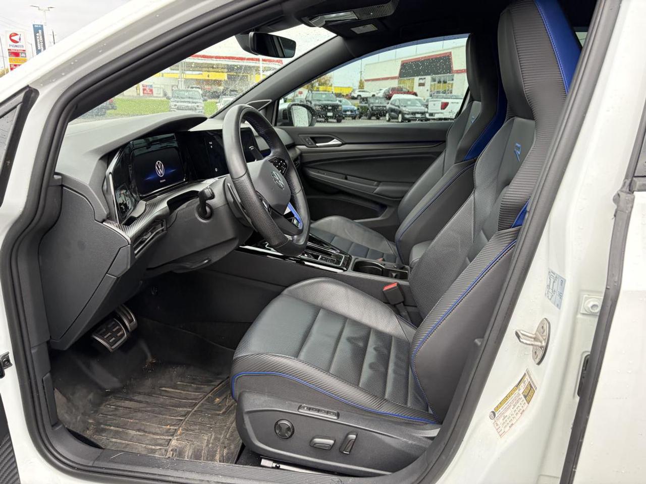 2024 Volkswagen Golf R Base Photo