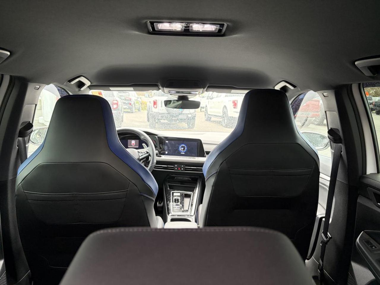 2024 Volkswagen Golf R Base Photo