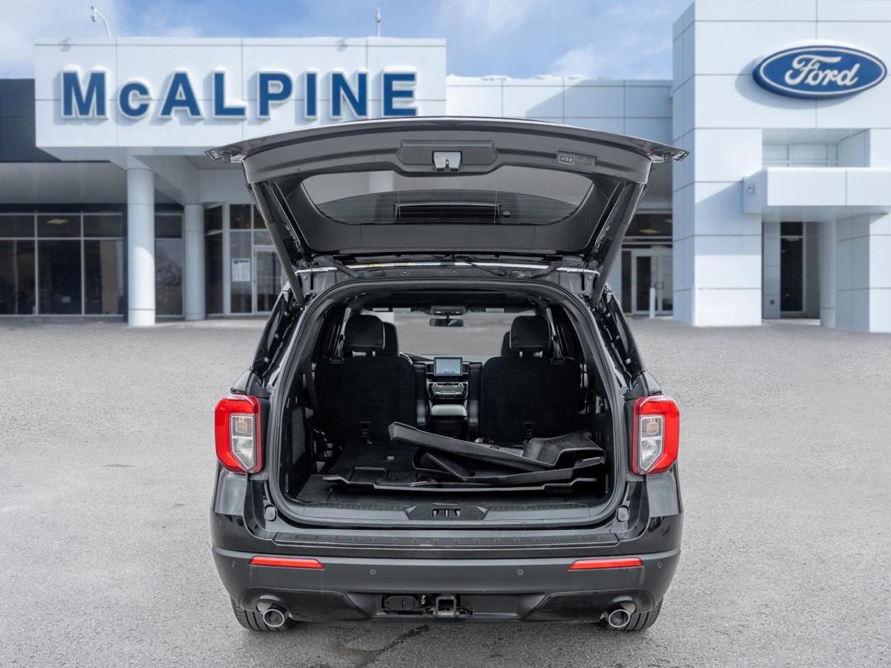 2022 Ford Explorer ST-Line Photo