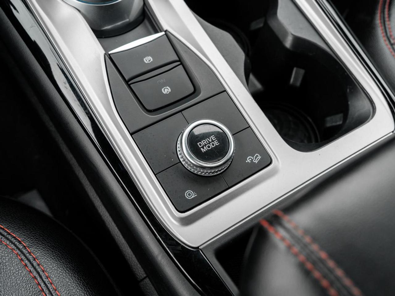 2022 Ford Explorer ST-Line Photo