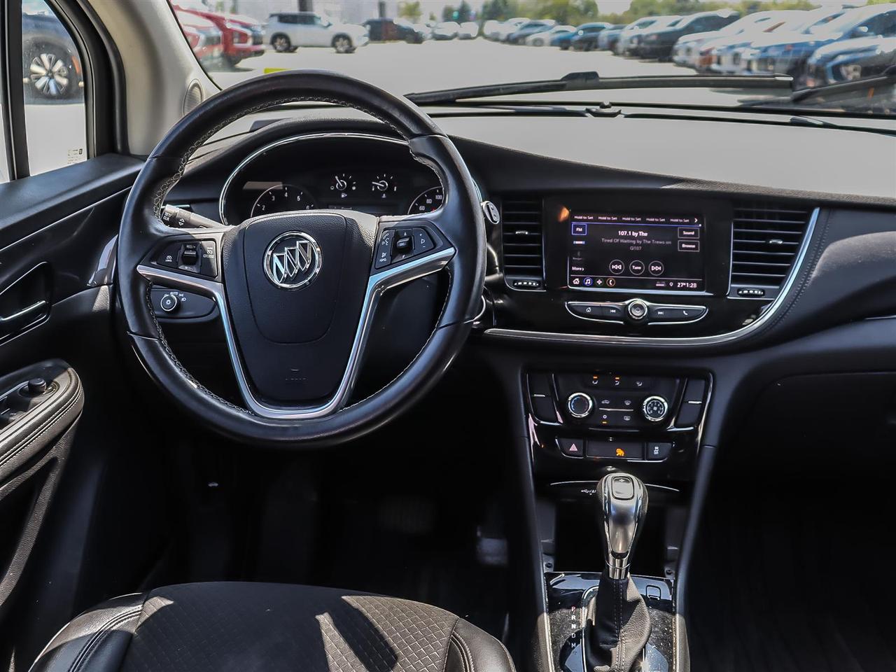 2022 Buick Encore Fwd Preferred Photo2