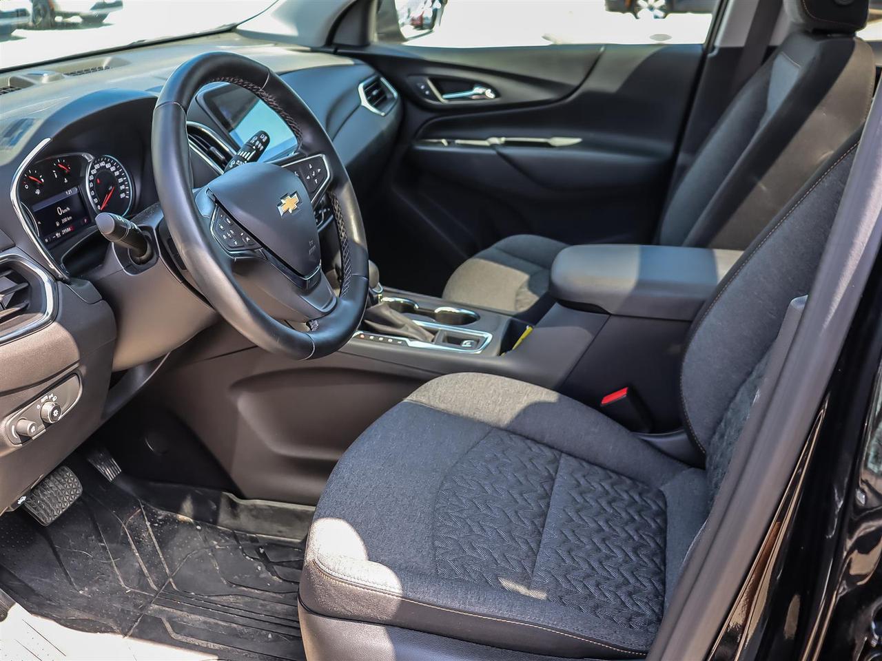 2024 Chevrolet Equinox FWD LT Photo