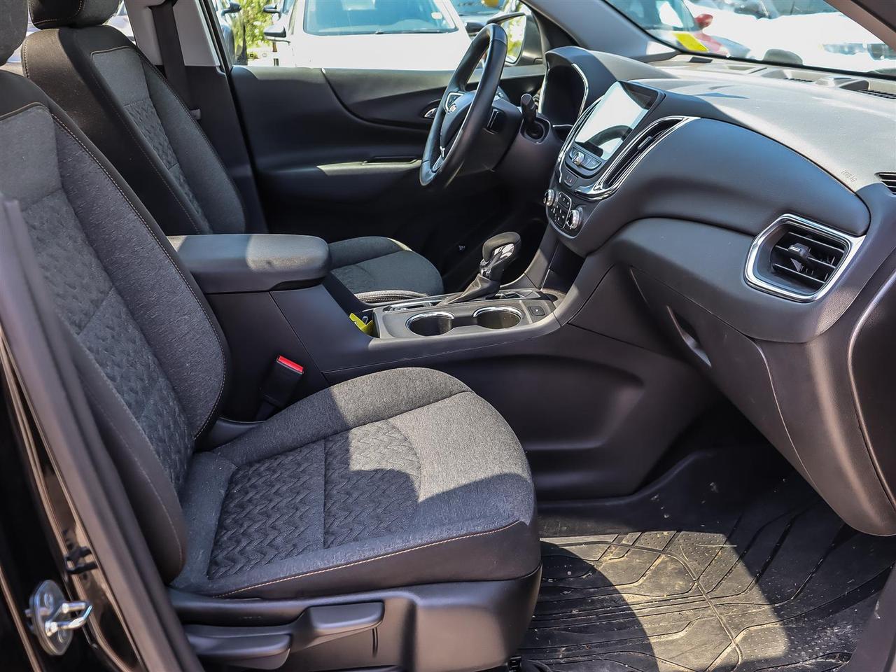 2024 Chevrolet Equinox FWD LT Photo
