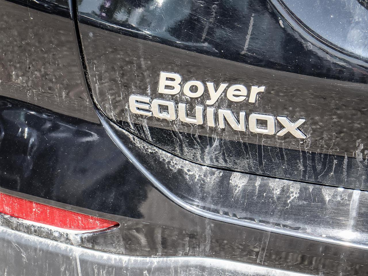 2024 Chevrolet Equinox FWD LT Photo