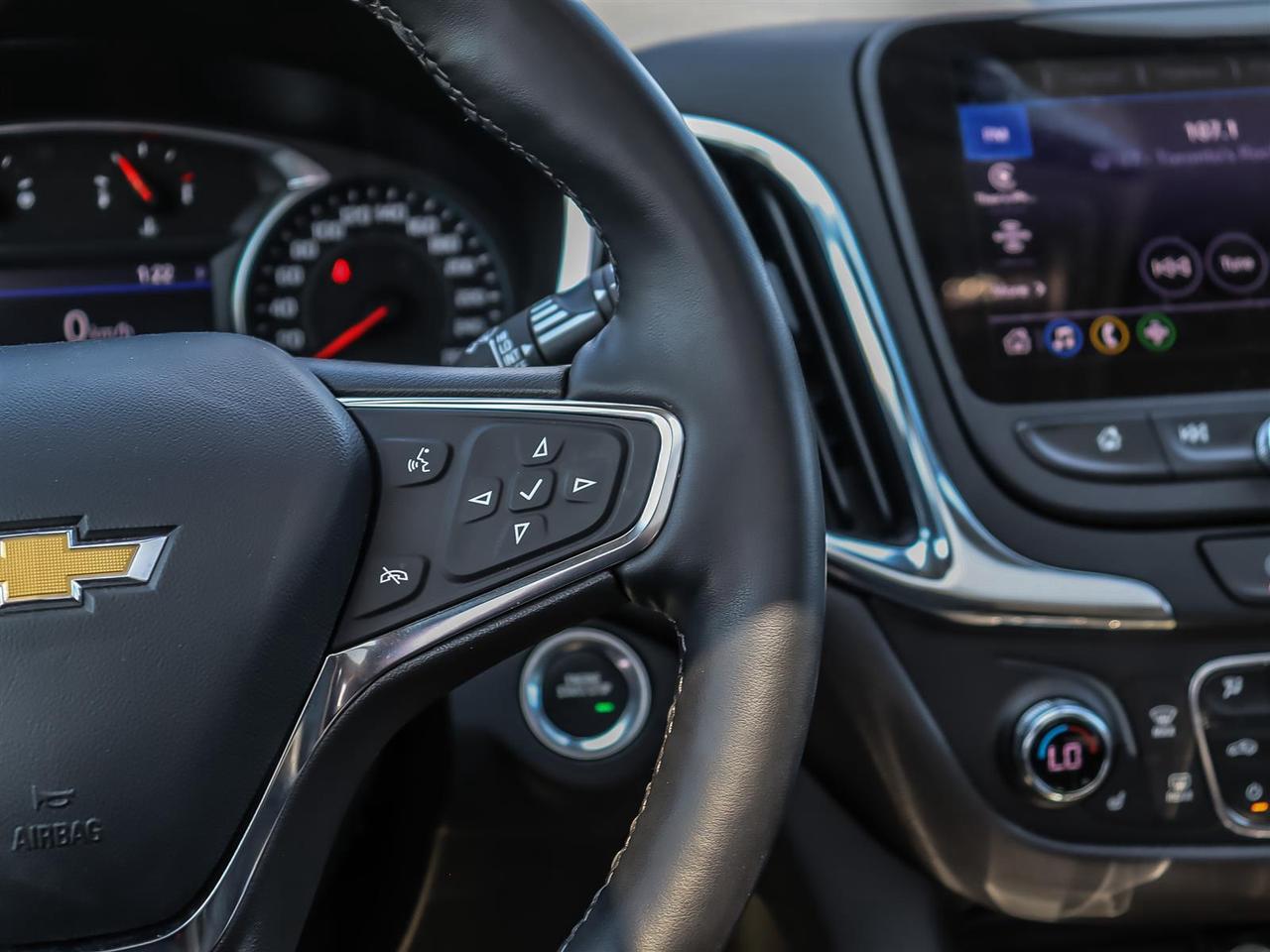 2024 Chevrolet Equinox FWD LT Photo