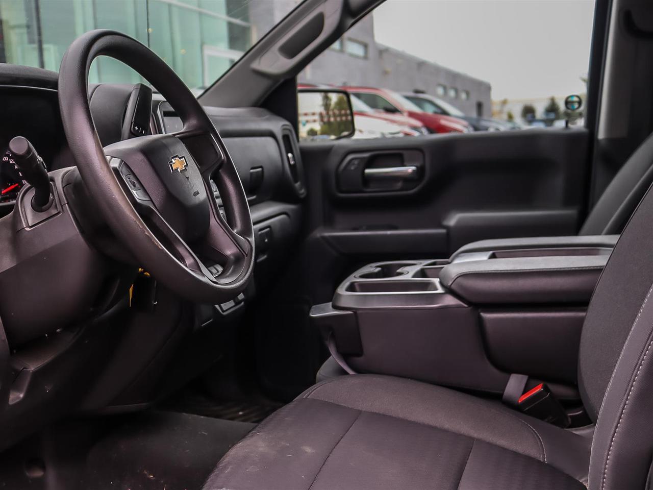 2022 Chevrolet Silverado 1500 Ltd Crew Cab 4x4 Custom Standard Box Photo