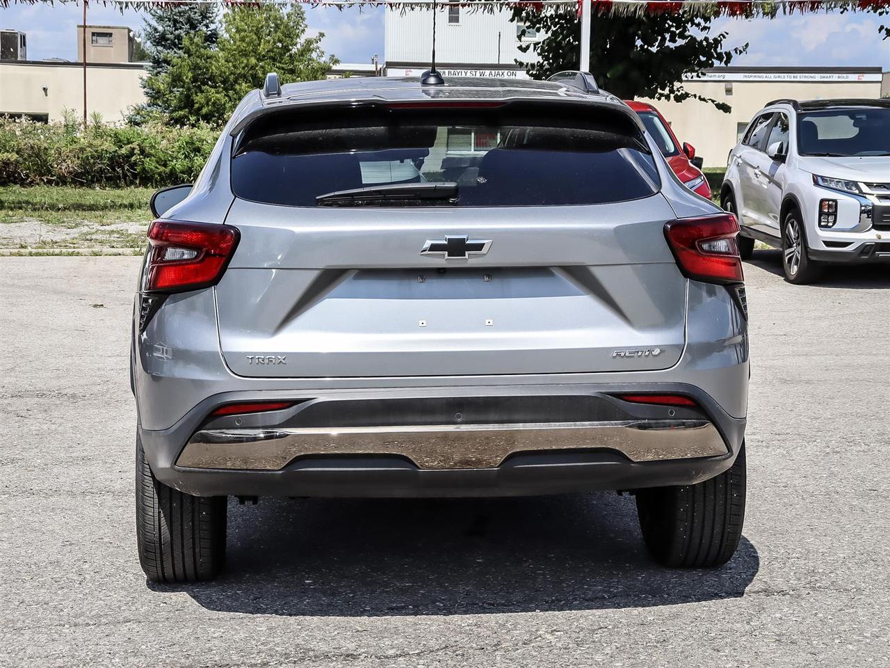 2025 Chevrolet Trax FWD 4dr ACTIV Photo