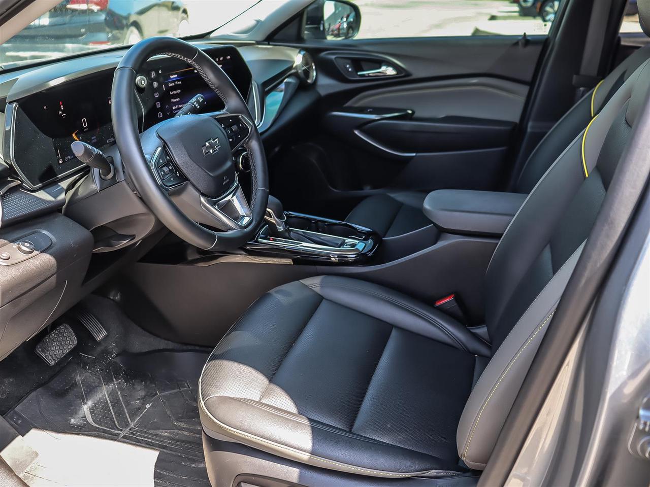 2025 Chevrolet Trax FWD 4dr ACTIV Photo