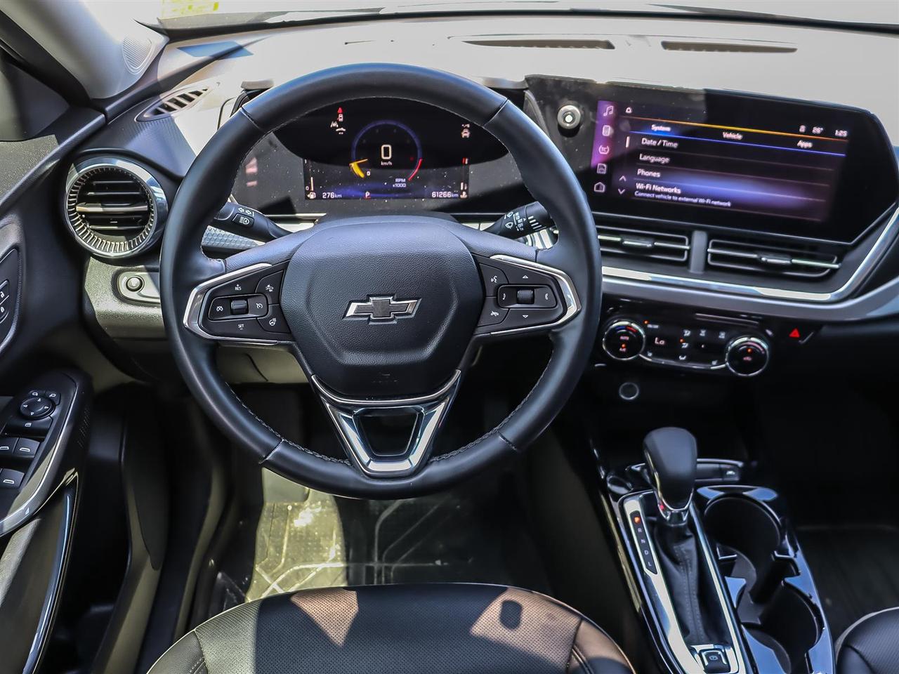 2025 Chevrolet Trax FWD 4dr ACTIV Photo