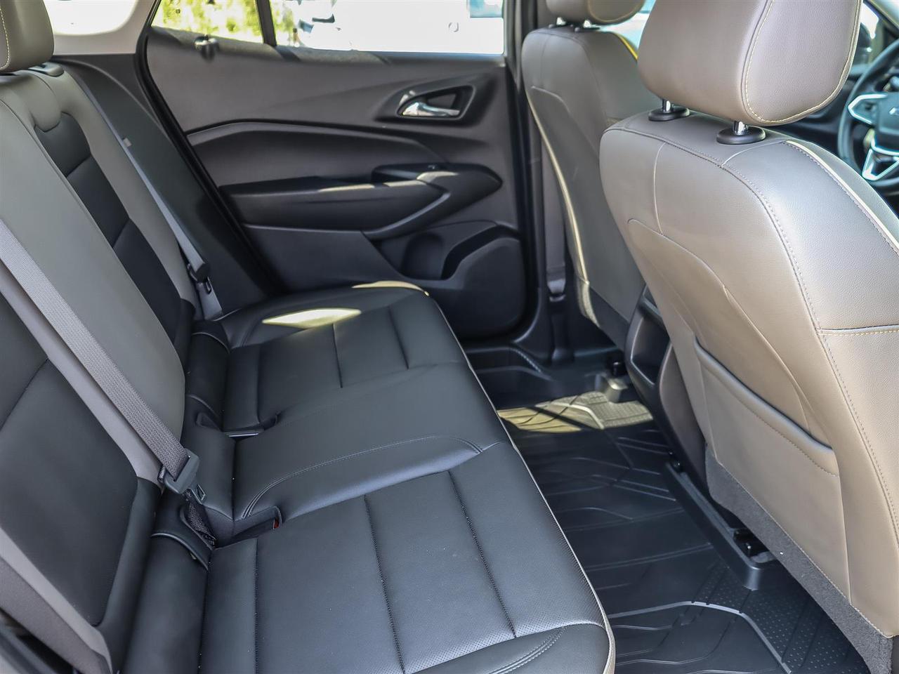 2025 Chevrolet Trax FWD 4dr ACTIV Photo