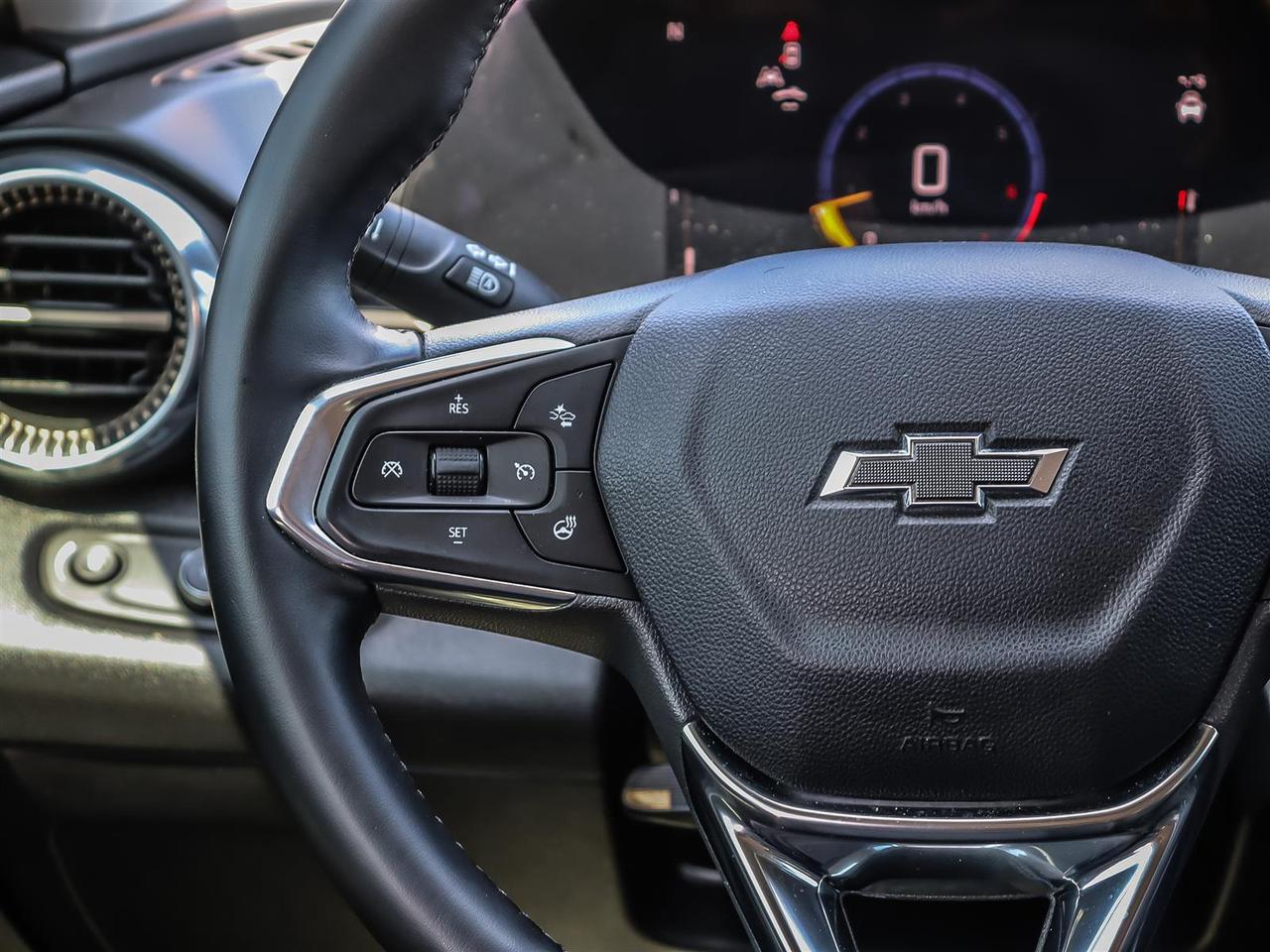 2025 Chevrolet Trax FWD 4dr ACTIV Photo