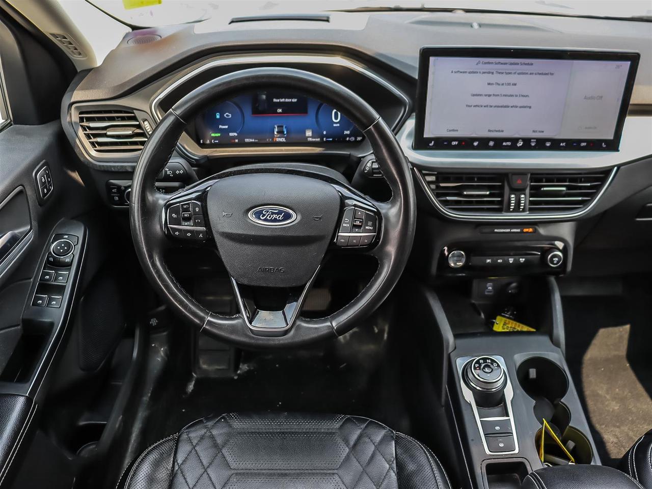 2023 Ford Escape PLATINUM AWD 2.0L Photo
