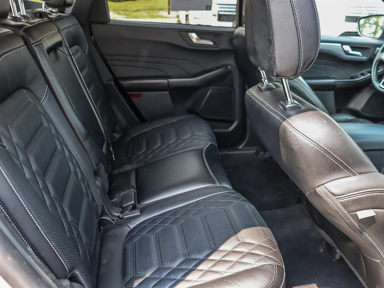 2023 Ford Escape PLATINUM AWD 2.0L Photo