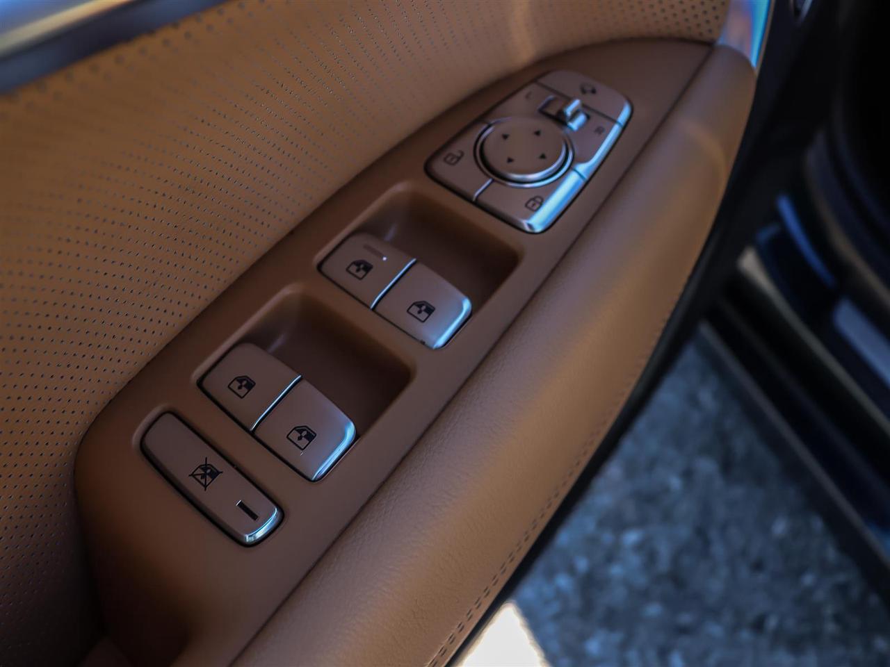 2022 Genesis G70 2.0T Advanced AWD Photo