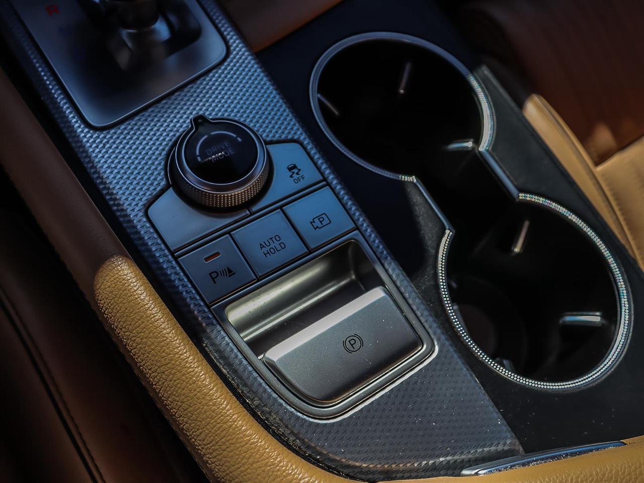 2022 Genesis G70 2.0T Advanced AWD Photo