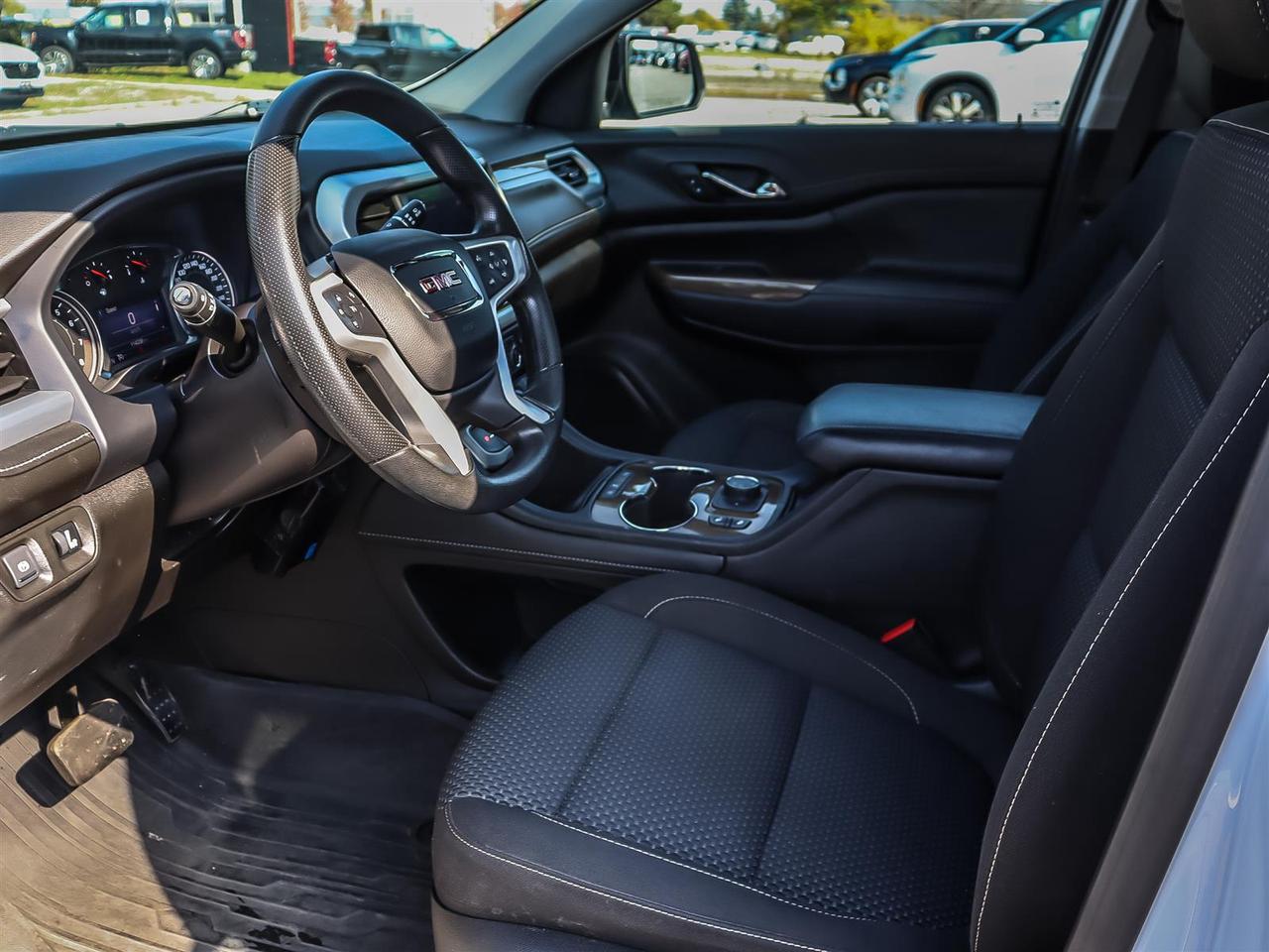 2023 GMC Acadia AWD SLE Photo