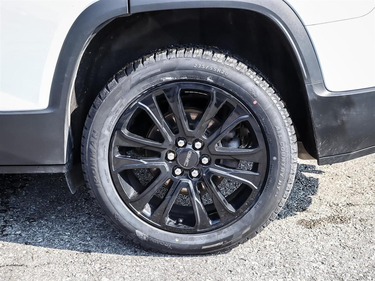 2023 GMC Acadia AWD SLE Photo