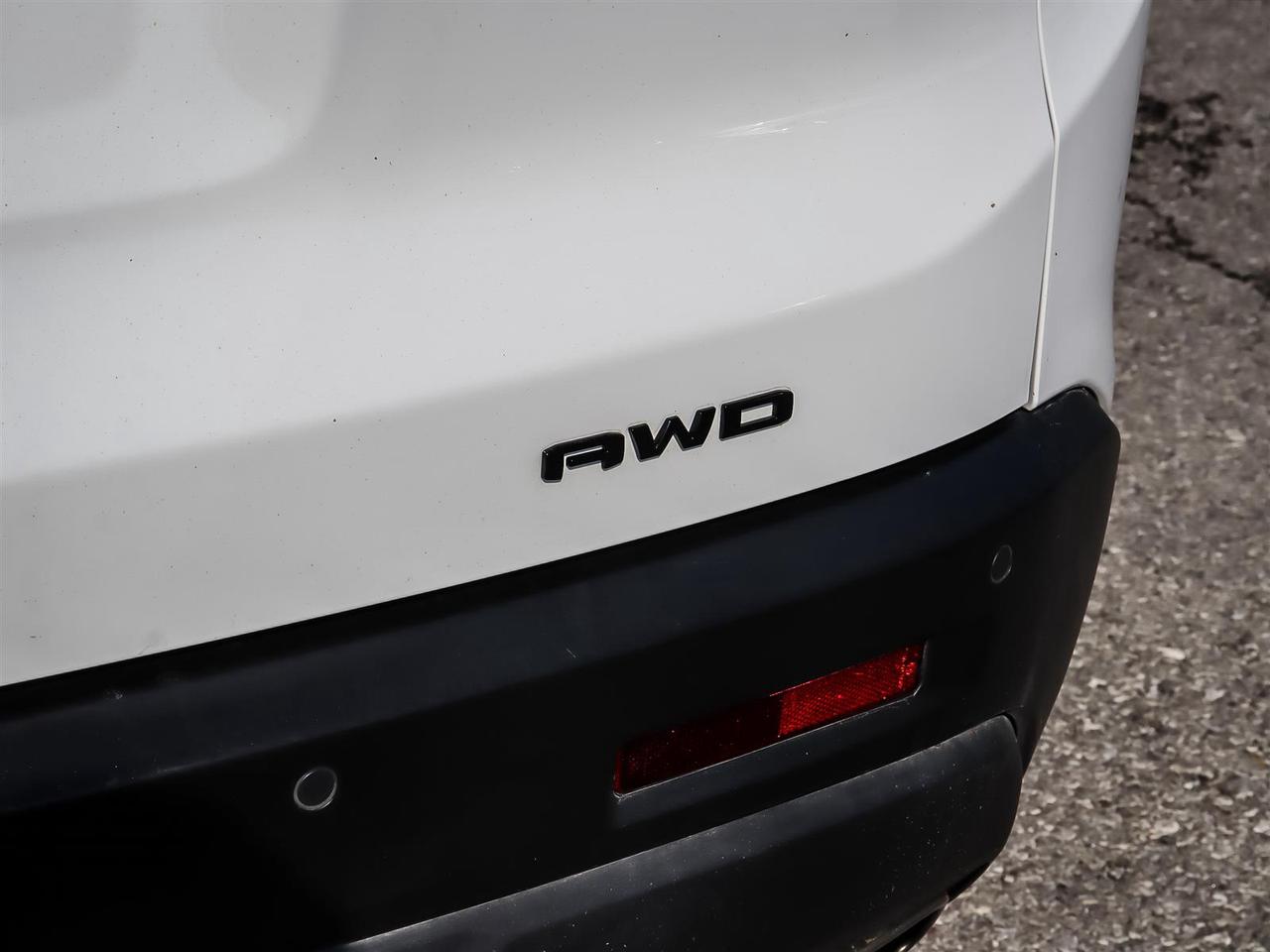 2023 GMC Acadia AWD SLE Photo