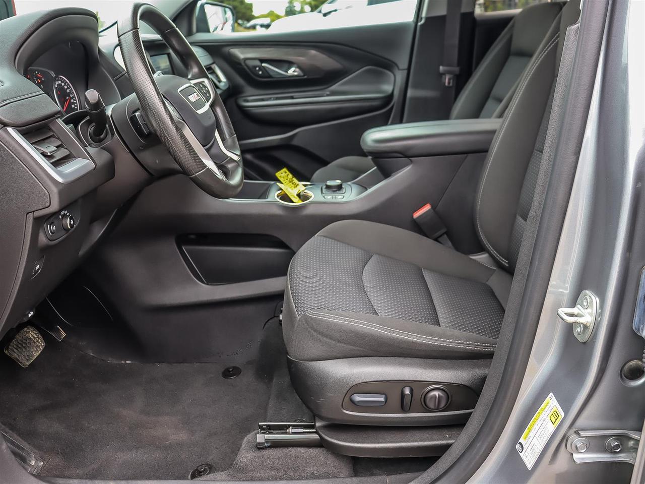2023 GMC Terrain SLE AWD Photo