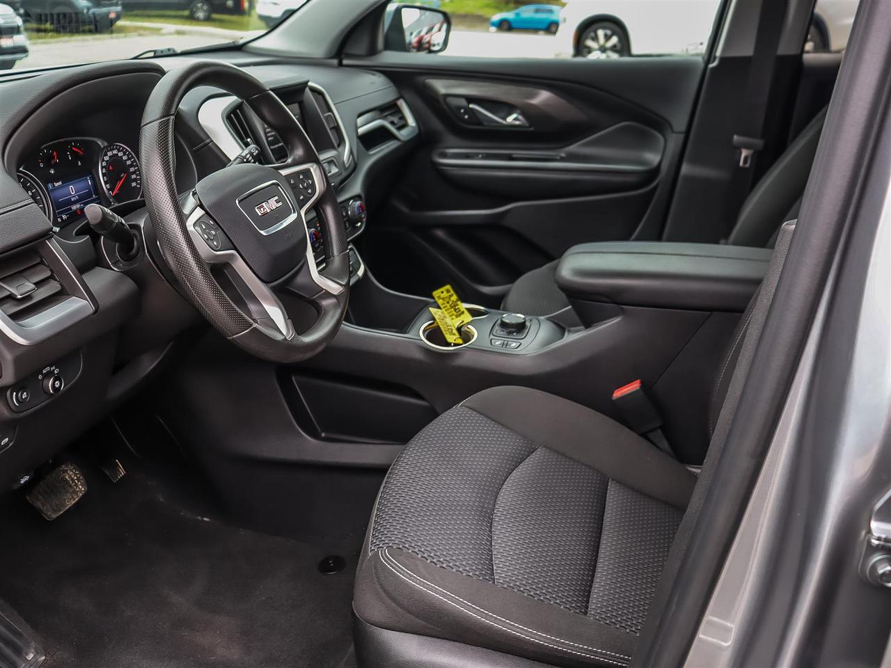 2023 GMC Terrain SLE AWD Photo