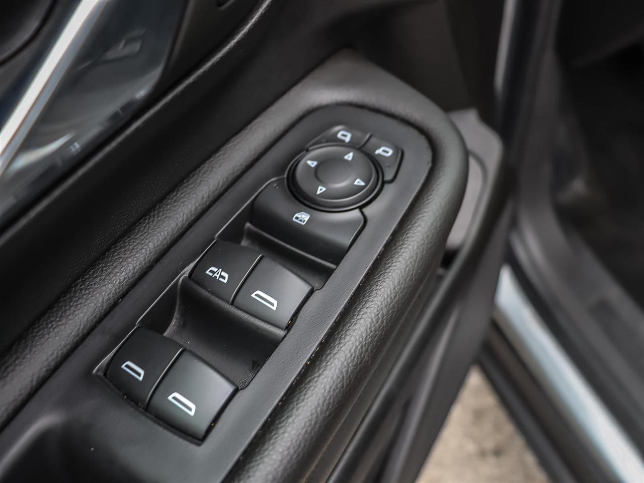 2023 GMC Terrain SLE AWD Photo