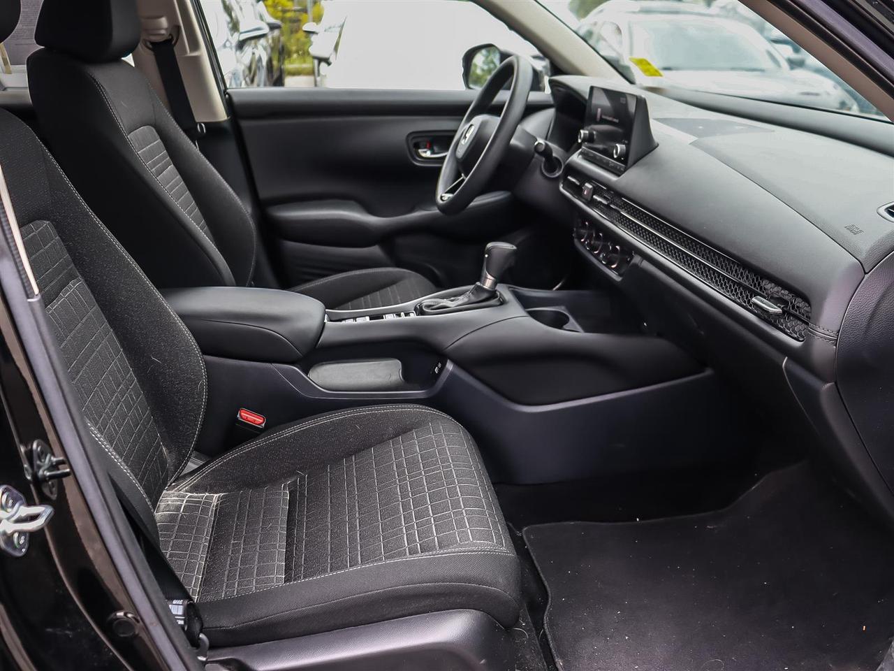2023 Honda HR-V LX 4WD Photo