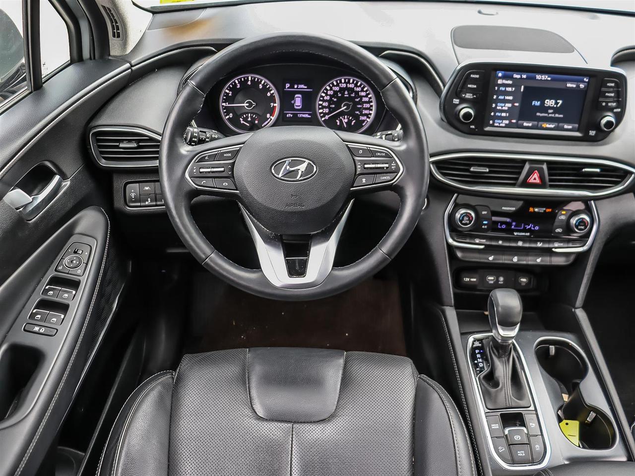 2020 Hyundai Santa Fe Preferred AWD 2.4L Sun and Leather Photo