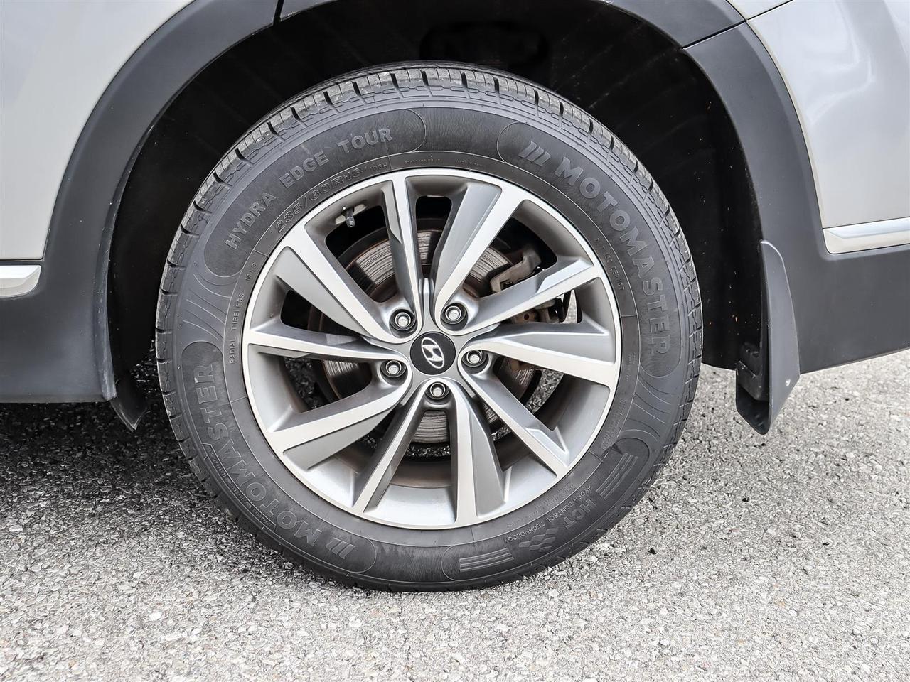 2020 Hyundai Santa Fe Preferred AWD 2.4L Sun and Leather Photo