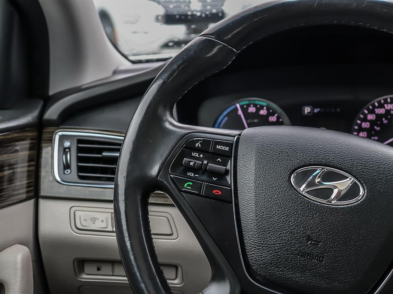 2016 Hyundai Sonata Hybrid Limited Photo