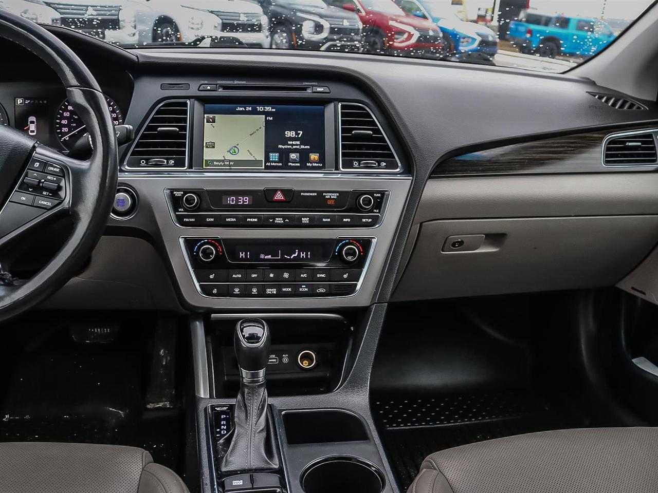 2016 Hyundai Sonata Hybrid Limited Photo