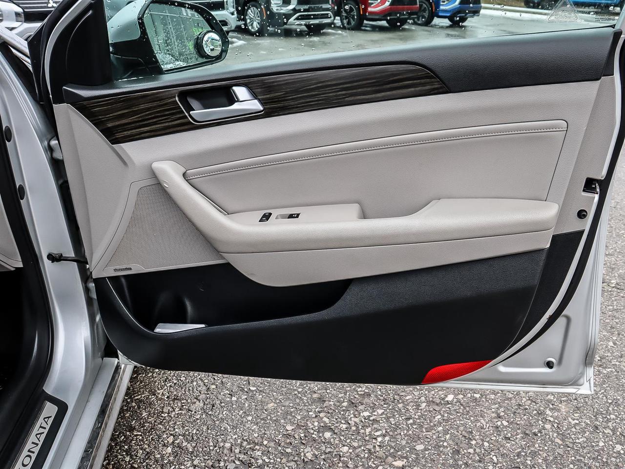 2016 Hyundai Sonata Hybrid Limited Photo