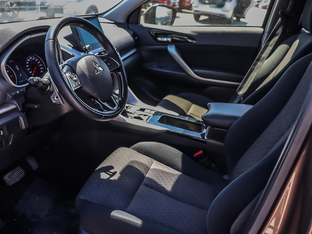 2022 Mitsubishi Eclipse Cross SE S-AWC Photo