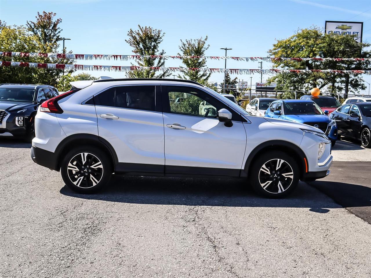 2024 Mitsubishi Eclipse Cross SEL S-AWC Photo